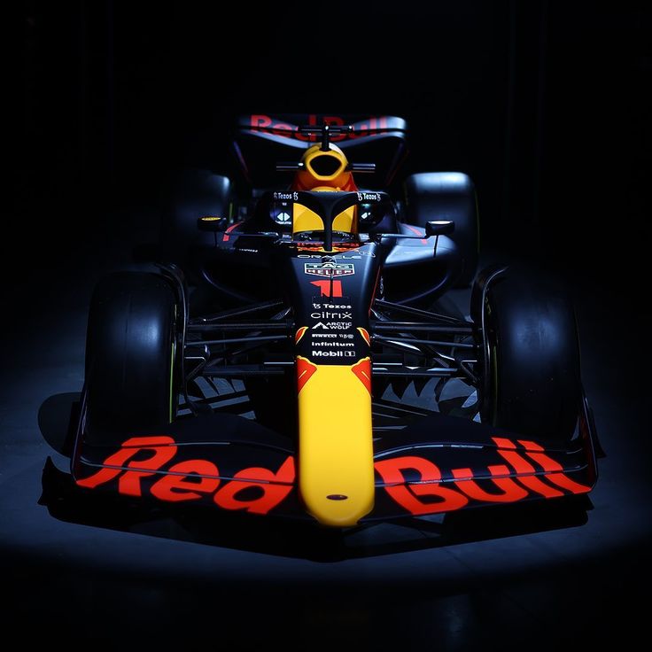 Oracle red bull racings instagram photo âintroducing the lean mean rb ð f redbullracing â en cosas de coche fondos de pantalla de coches f wallpaper hd