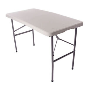 Vaunt folding plastic paste table