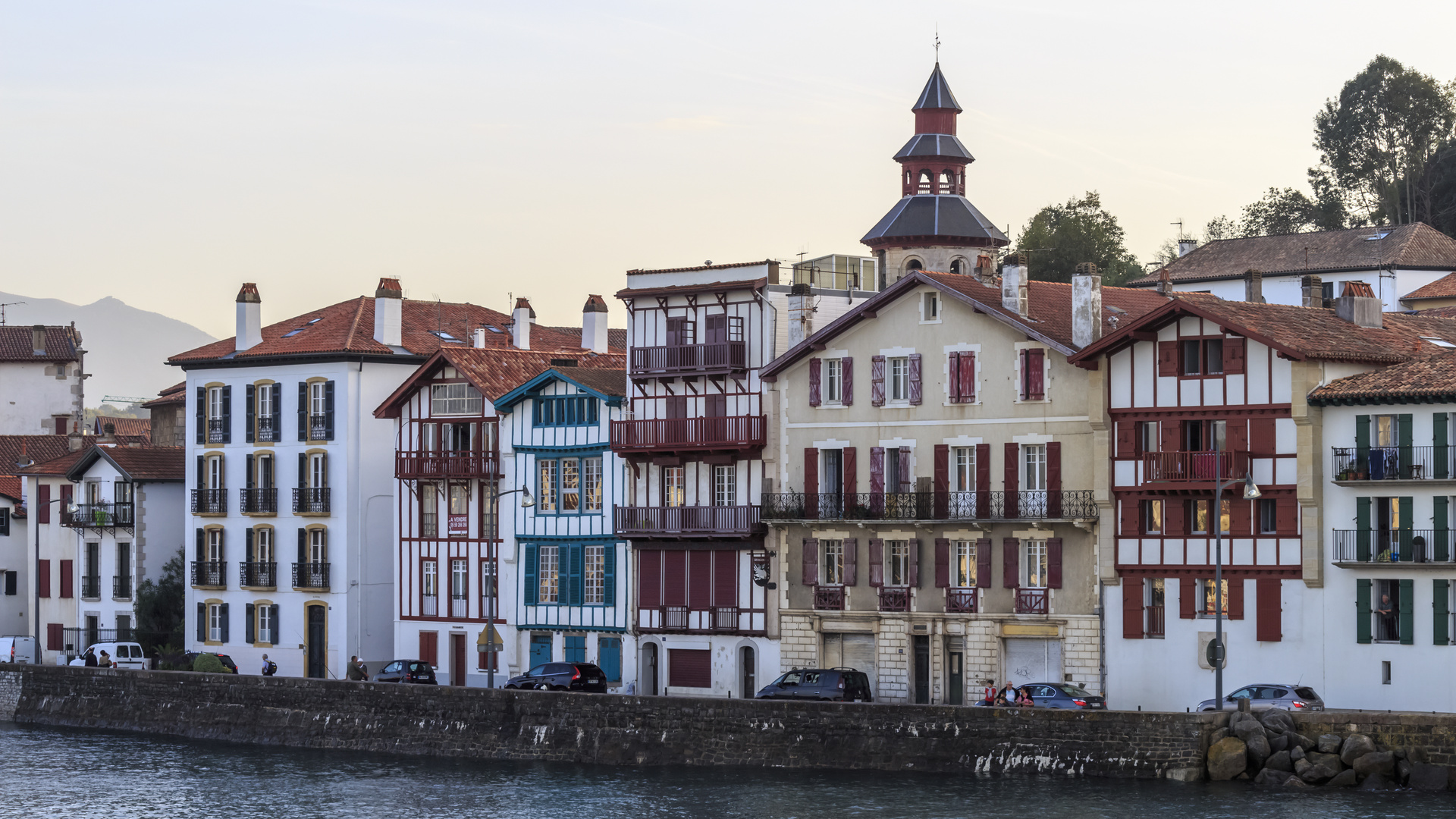 Pays basque st jean de luz photo et image europe ance aquitaine images