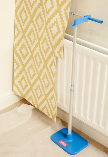 How to wallpaper behind a radiator