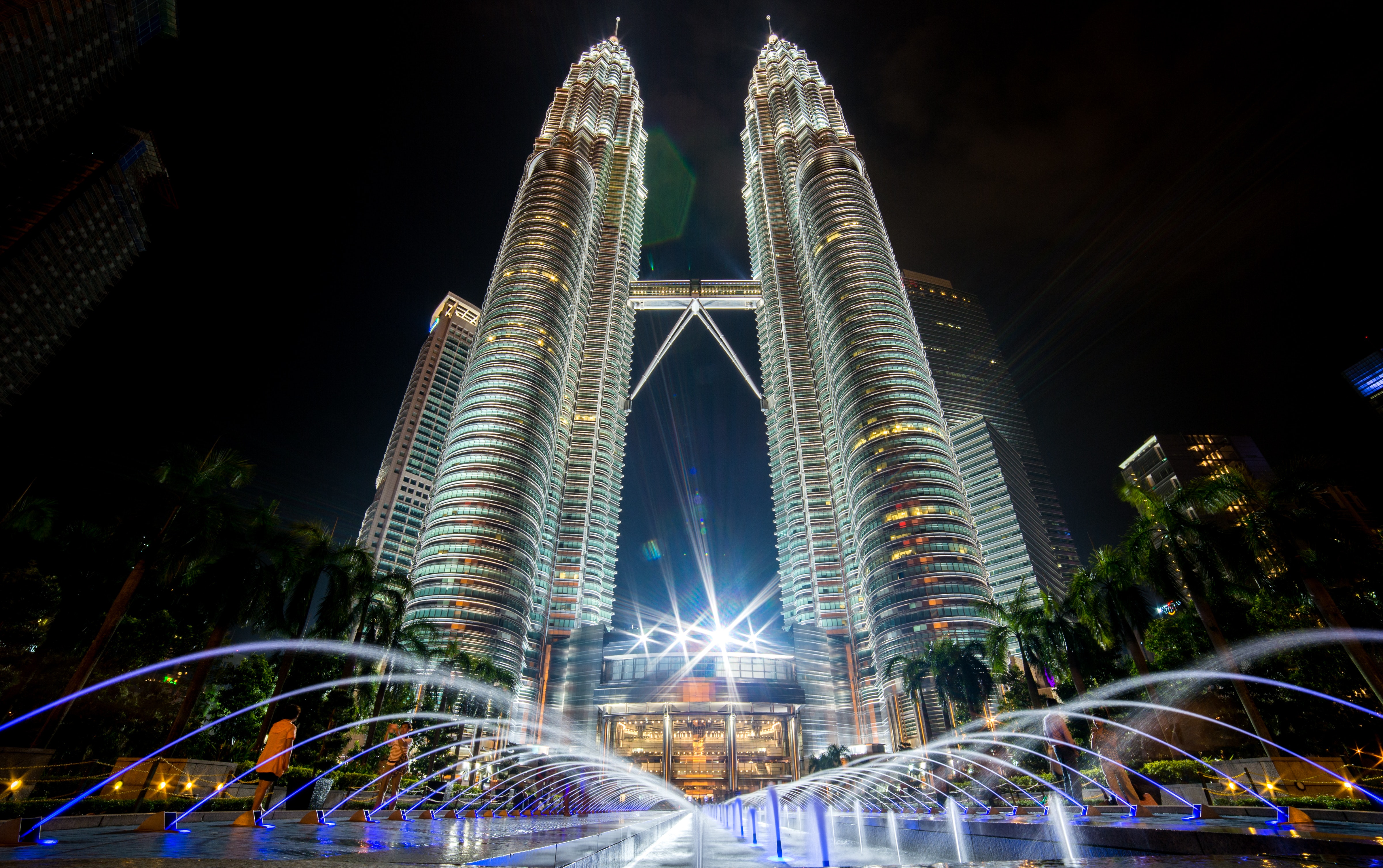 Petronas twin towers photos download free petronas twin towers stock photos hd images