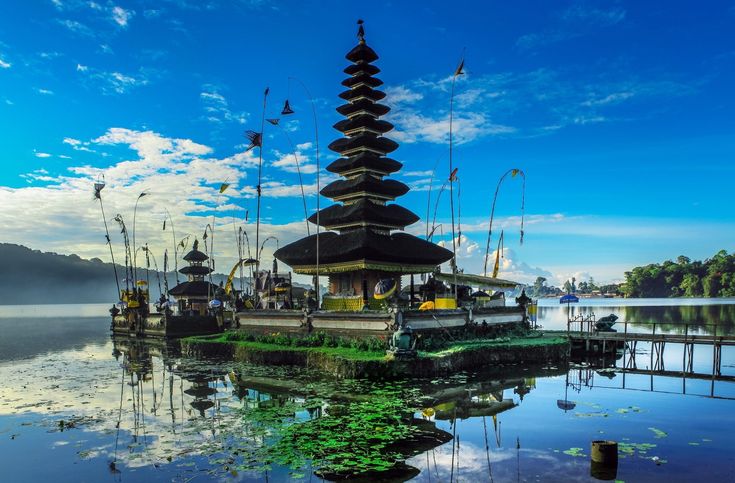 Pura ulun danu bratan p wallpaper hdwallpaper desktop hd wallpaper wallpaper water temple