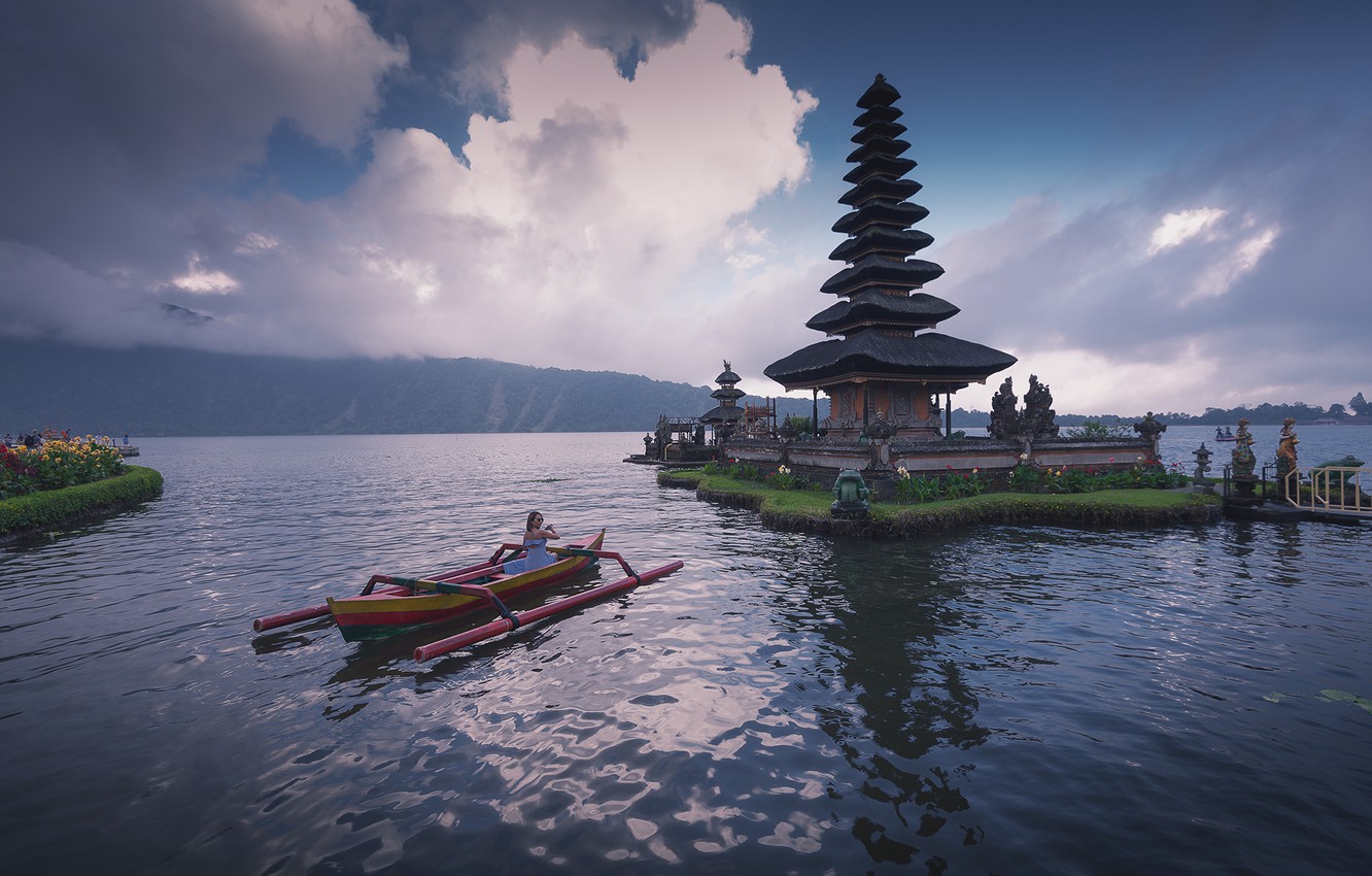 Wallpaper clouds landscape lake boat bali indonesia temple pura ulun danu bro pura ulun danu images for desktop section ððµðð