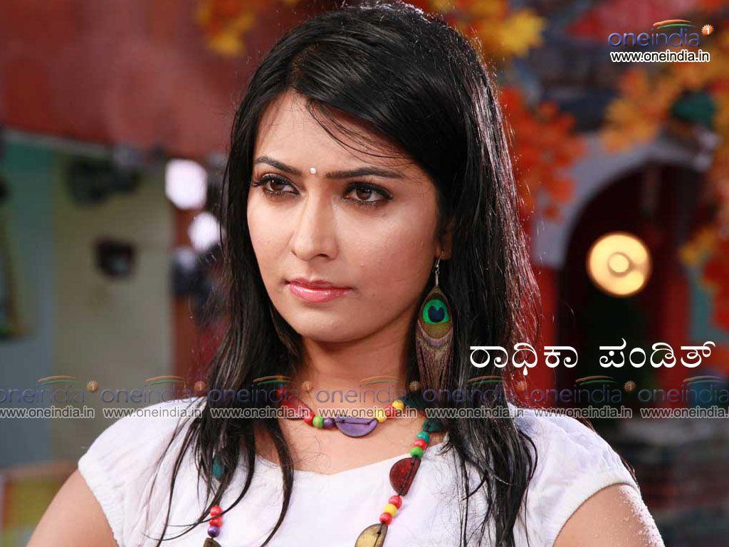 Radhika pandit wallpapers