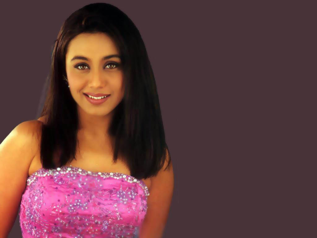 Download young rani mukerji wallpaper