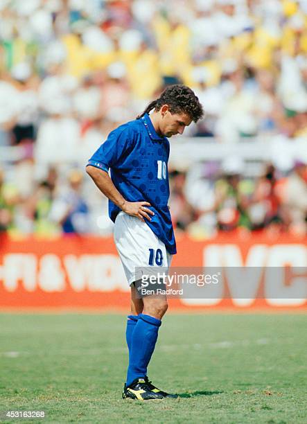 Roberto baggio photos and premium high res pictures