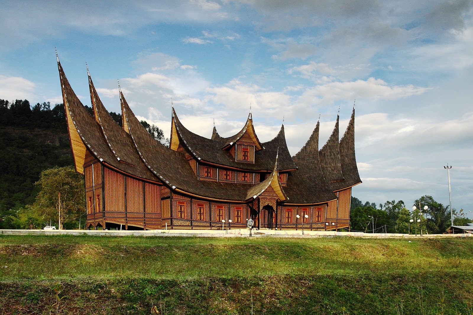 Gambar rumah gadang minangkabau indonesia rumah