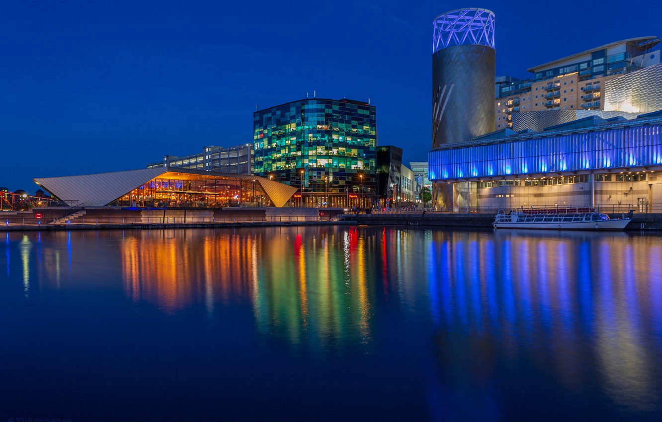 Wallpaper night lights river england building home promenade manchester salford quays north bay images for desktop section ððñðð