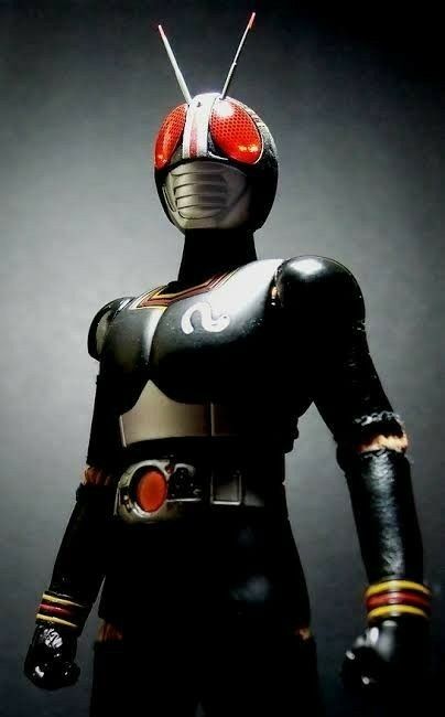 Kamen rider black ksatria pahlawan super hitam