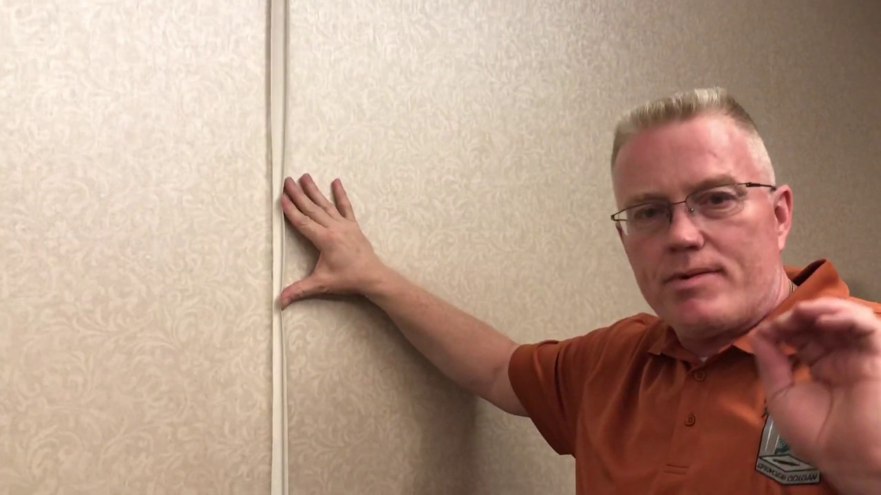 Part how to repair open wallpaper seams