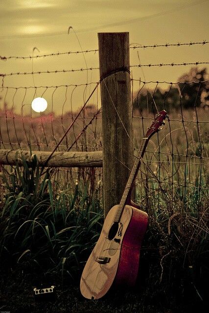 Pin by elizabeth oh on atarceres country backgrounds guitar photography music guitar