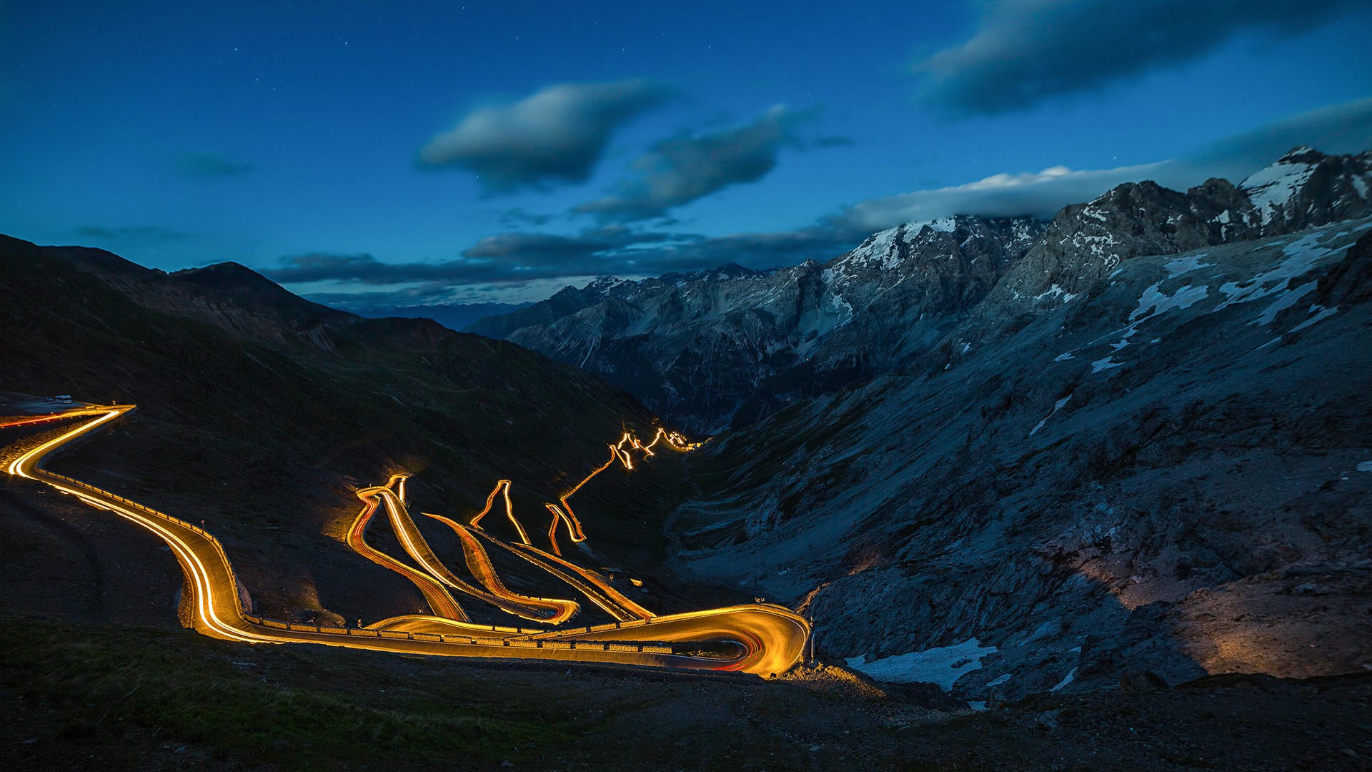 Mountain road scenery stelvio pass stilfserjoch ortler alps italy windows spotlight images