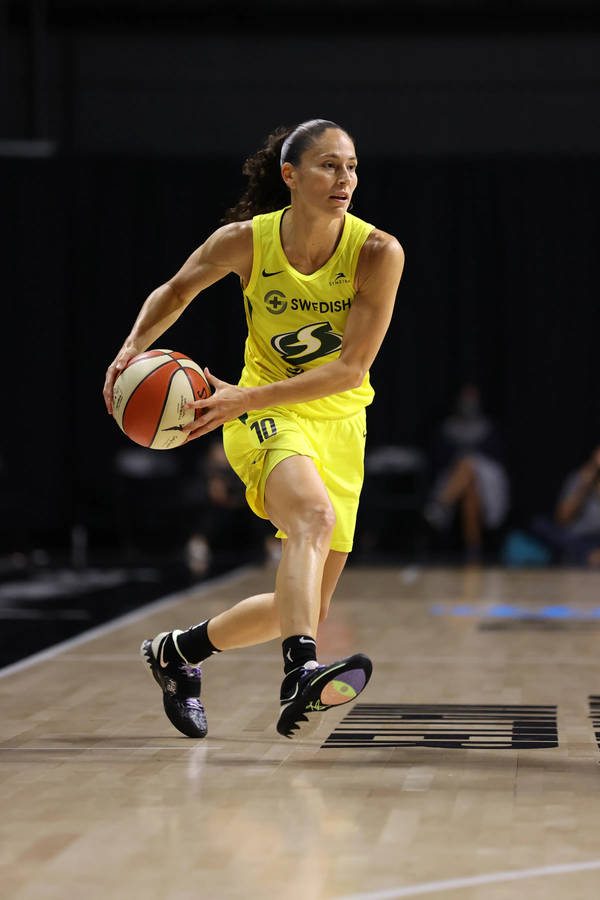 Download sue bird dribble shot wallpaper