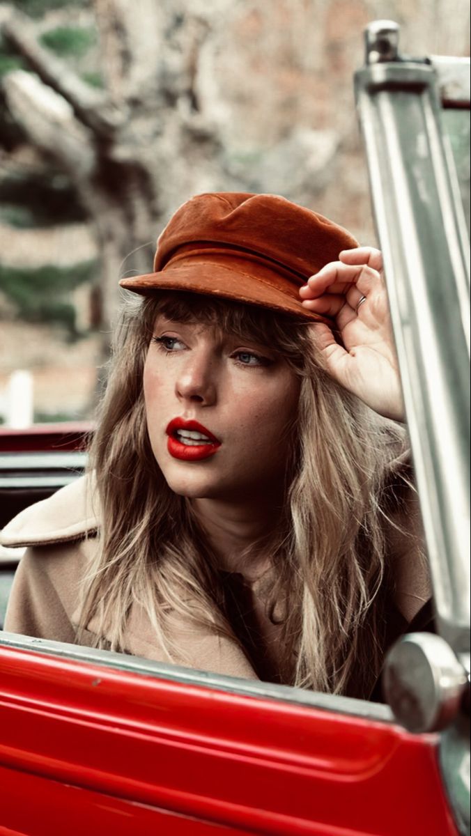 Taylor swift wallpaper in taylor swift red taylor swift album taylor swift pictures