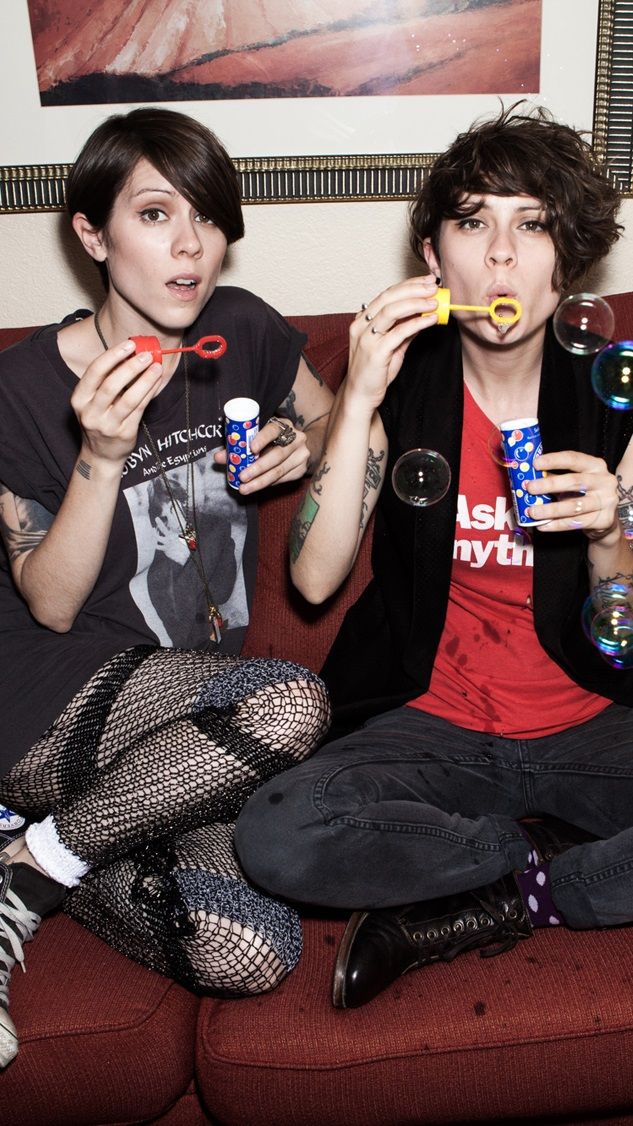 Tegan and sara wallpaper tumblr tegan and sara people inspirational people