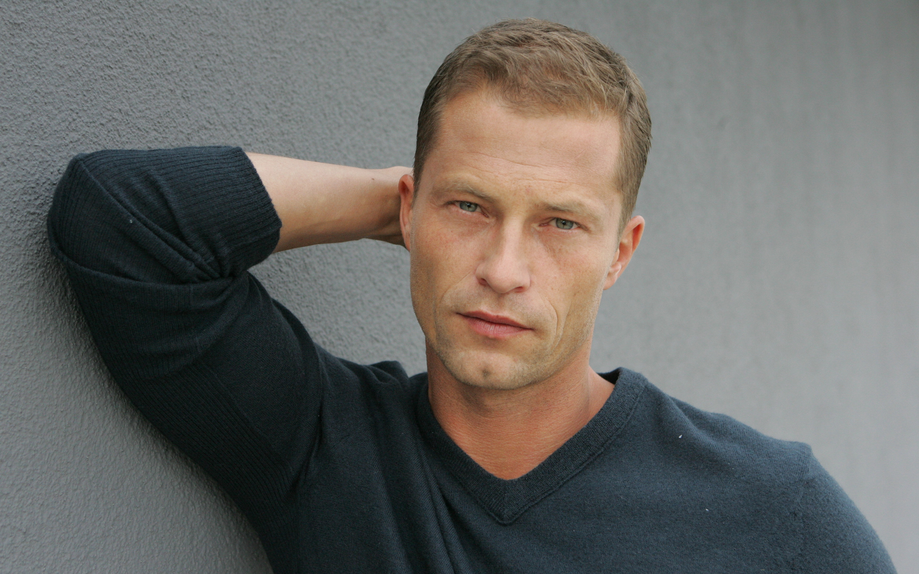 Til schweiger hd paper