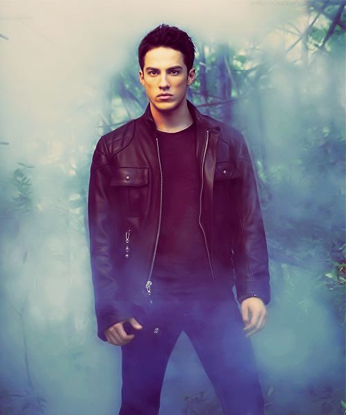 Tyler lockwood ideas lockwood michael trevino vampire diaries