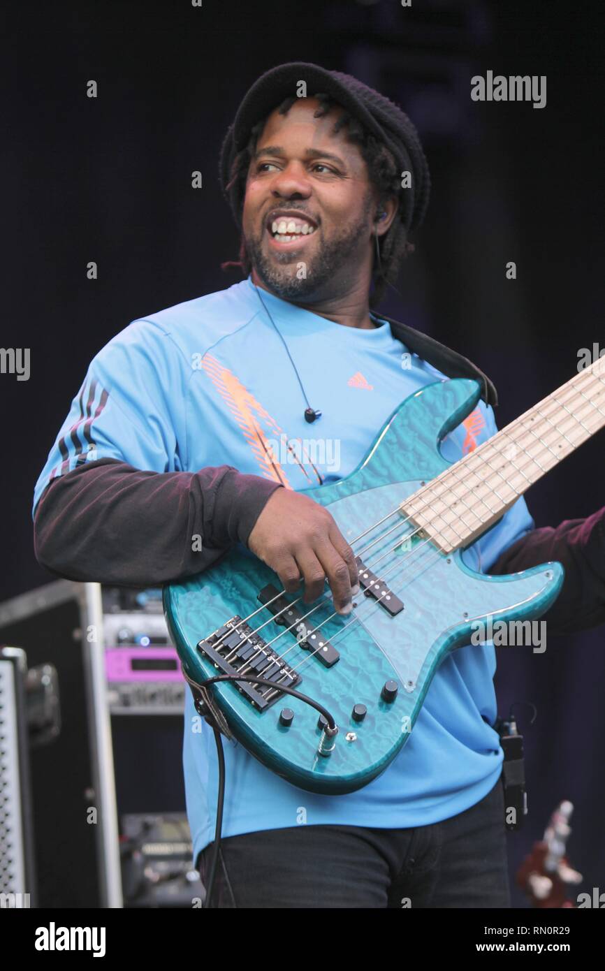 Victor wooten hi