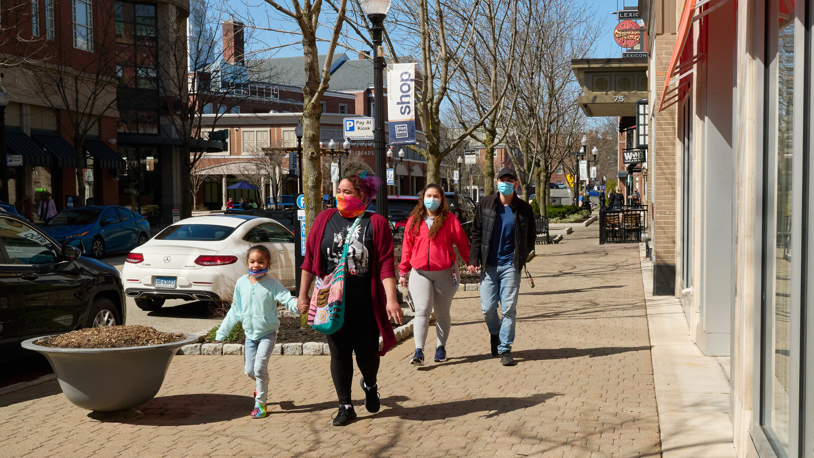 West hartford conn a suburb with an urban aesthetic