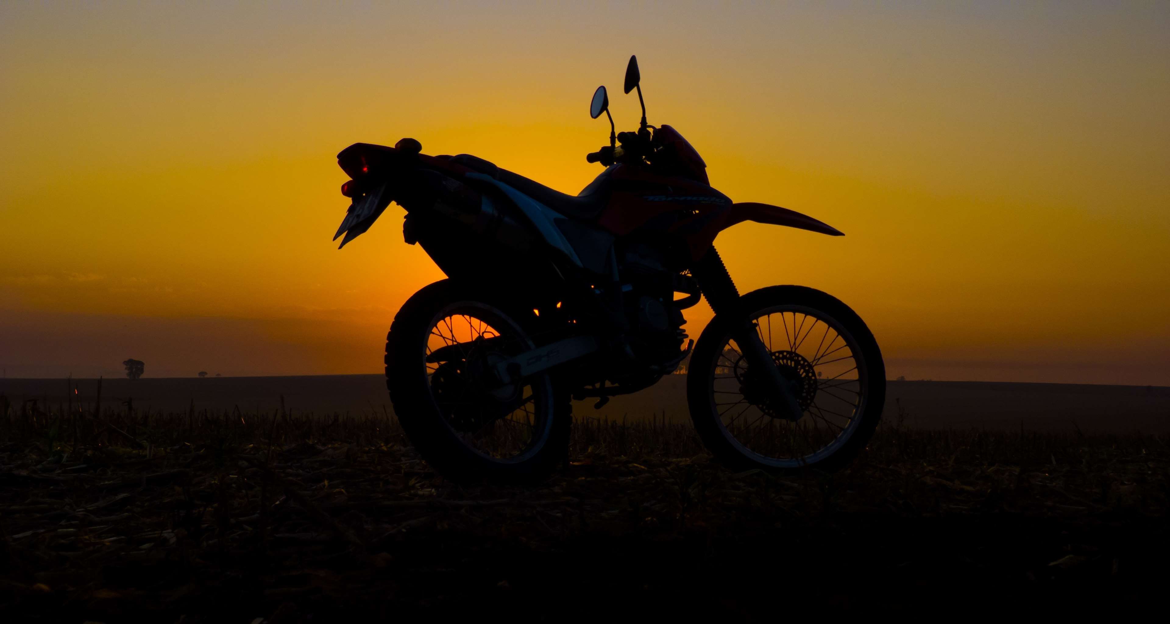 Honda moto motorcycle silhouette sunrise sunset tornado xr honda sport bikes motorcycle wallpaper sport bikes