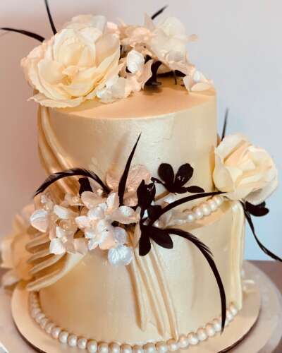 Fondant draped wedding cake intensive cake unit