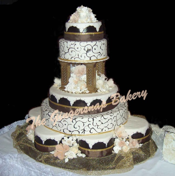 Creative wedding cake design to inspire you for your own