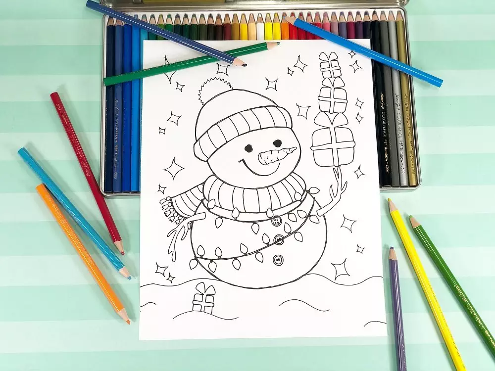 Free snowman coloring page to print and color