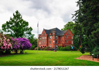 Willamette university images stock photos vectors