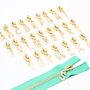 Letter zipper pull