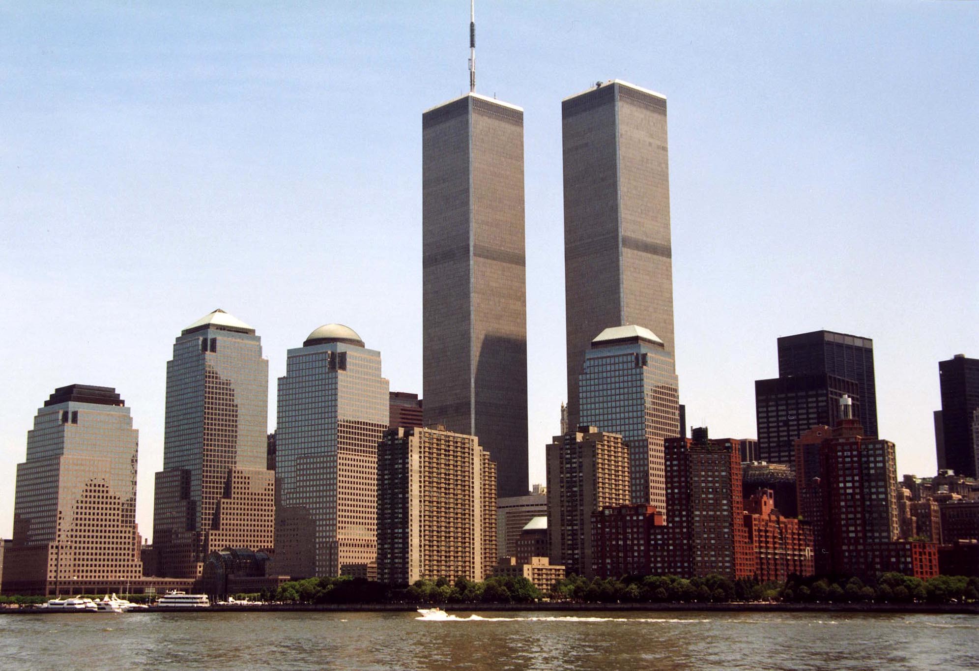 Twin towers wallpaper pictures