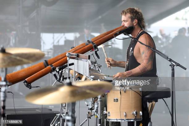 Xavier rudd photos and premium high res pictures