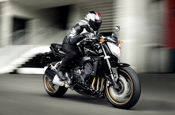 Yamaha FZ1: The Ultimate Sleeper Superbike - Union Moto