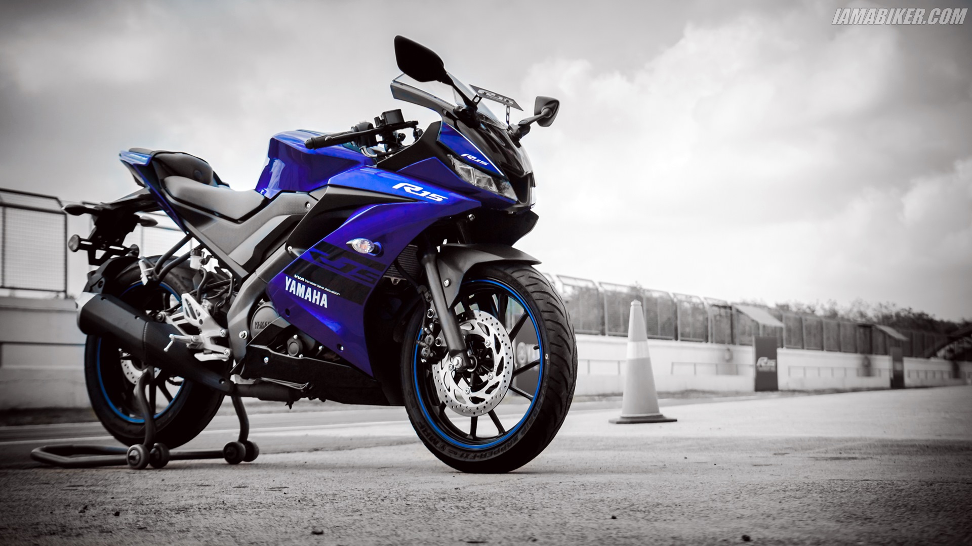 Yamaha r v hd wallpapers