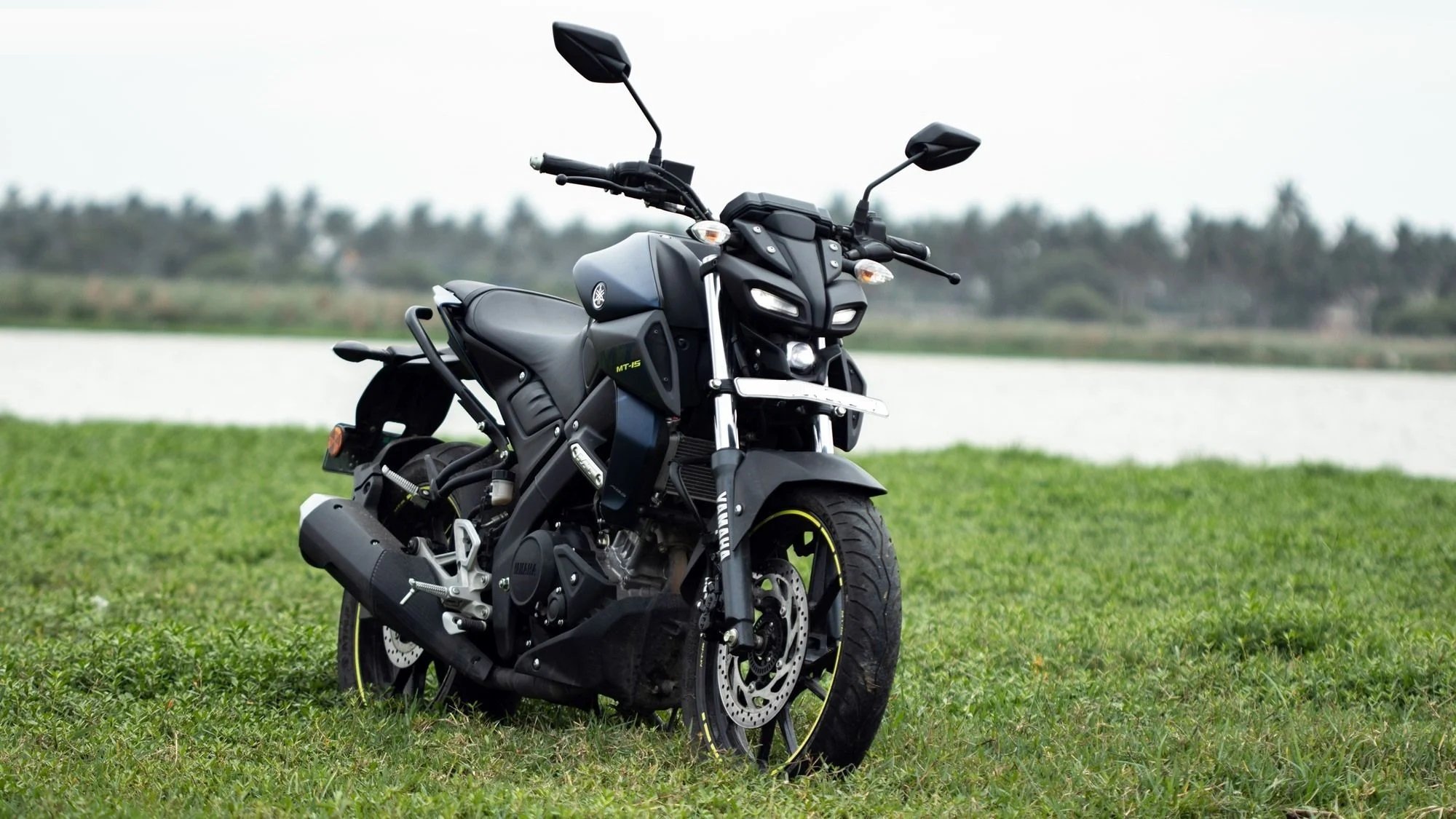 Yamaha mt version wallpapers