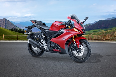 Yamaha r v metallic red price images mileage specs features