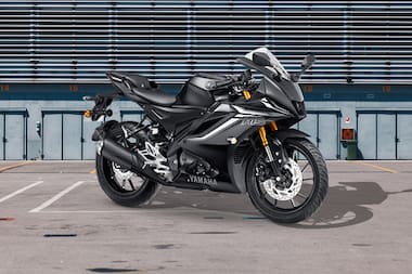 Yamaha r v price