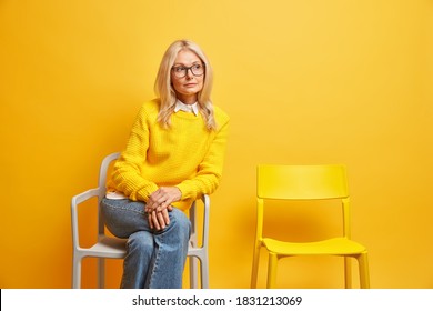 Interview yellow images stock photos vectors