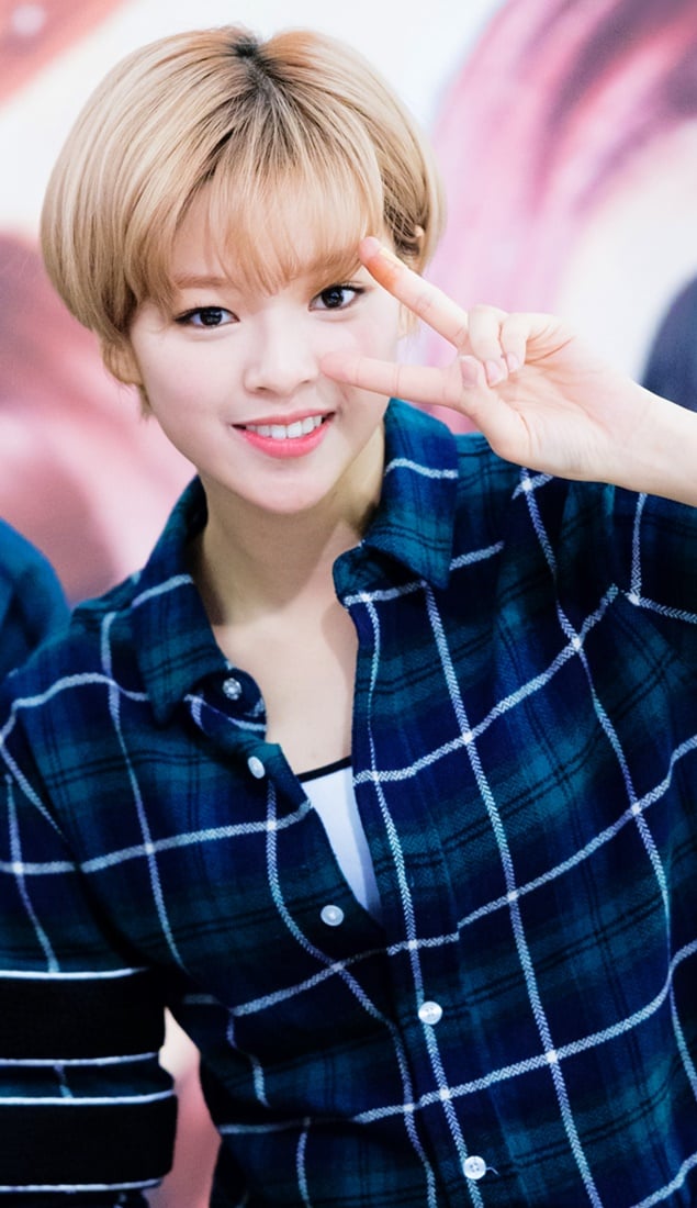 Download Free 100 + yoo jeongyeon Wallpapers