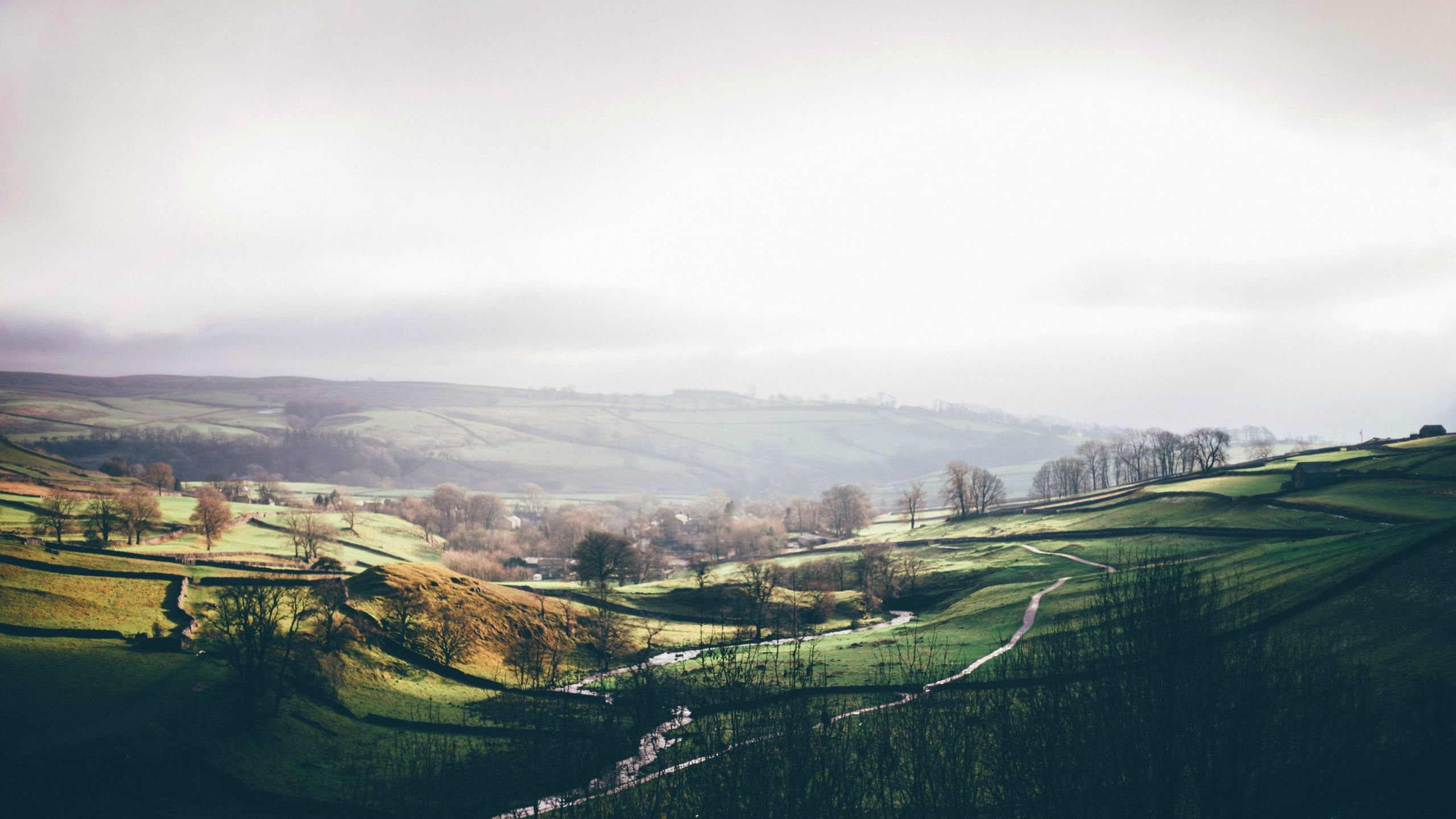 Yorkshire dales from atop malham cove hd wallpaper