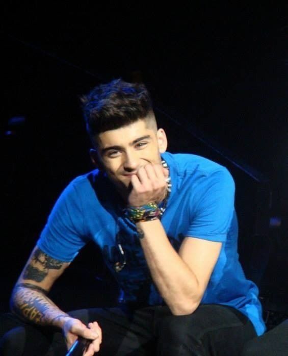 Download Free 100 + zayn malik aesthetic blue Wallpapers