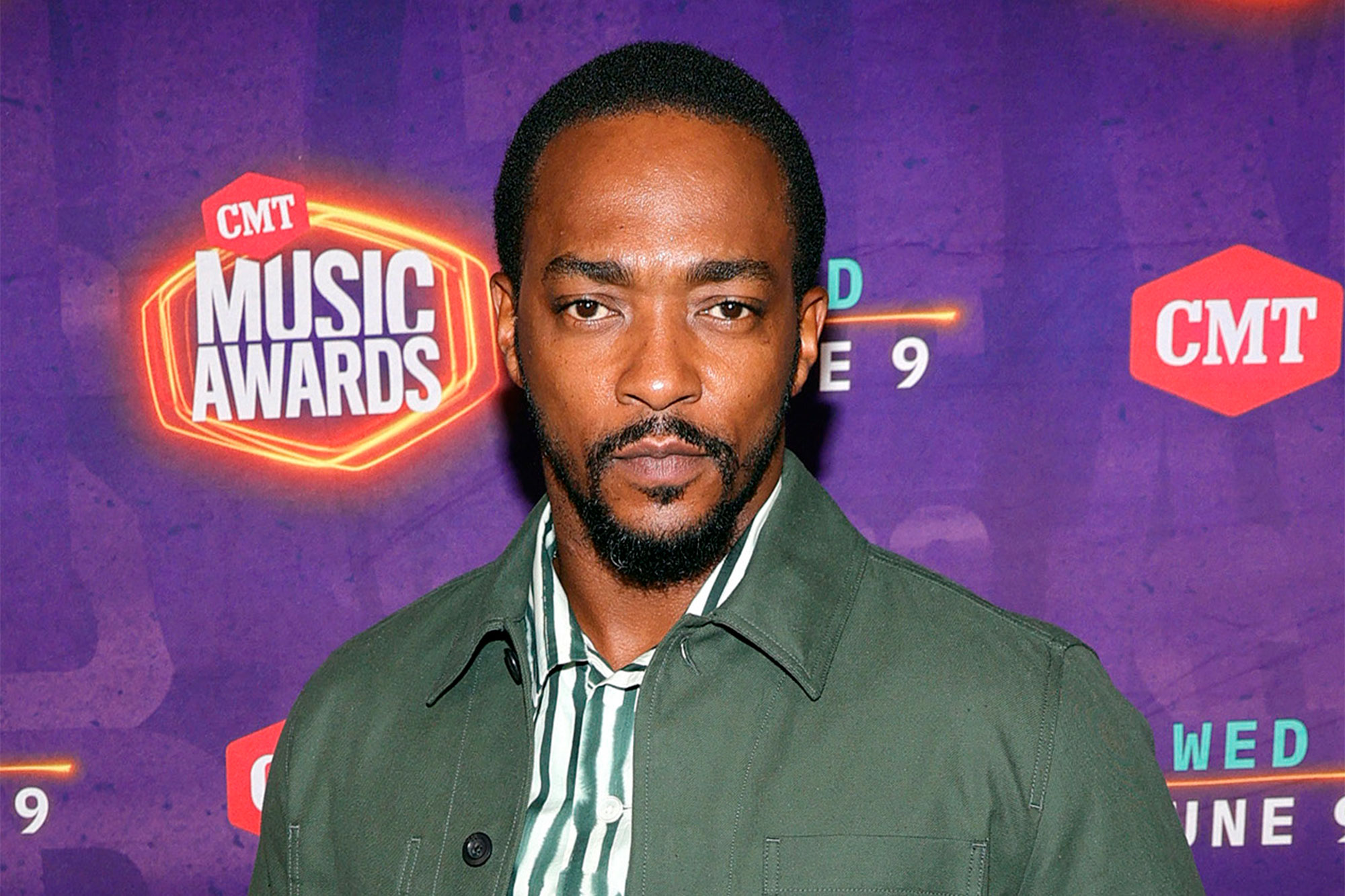 anthony Mackie Faces Backlash For Kiboshing Winter Soldier Romance