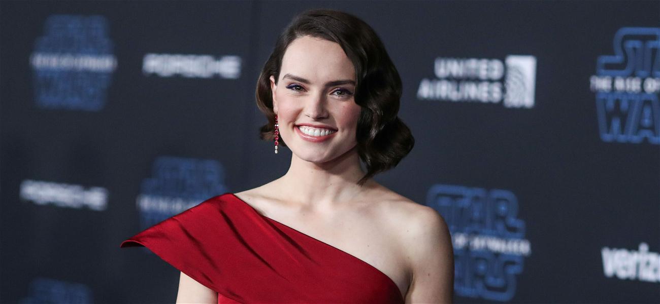 daisy Ridley Reveals Her Dad Had A Cameo In The Rise Of Skywalker