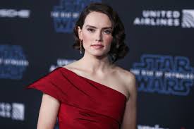 daisy Ridley To Star In Scifi Mind Fall Mathieu Kassovitz Directs – Deadline