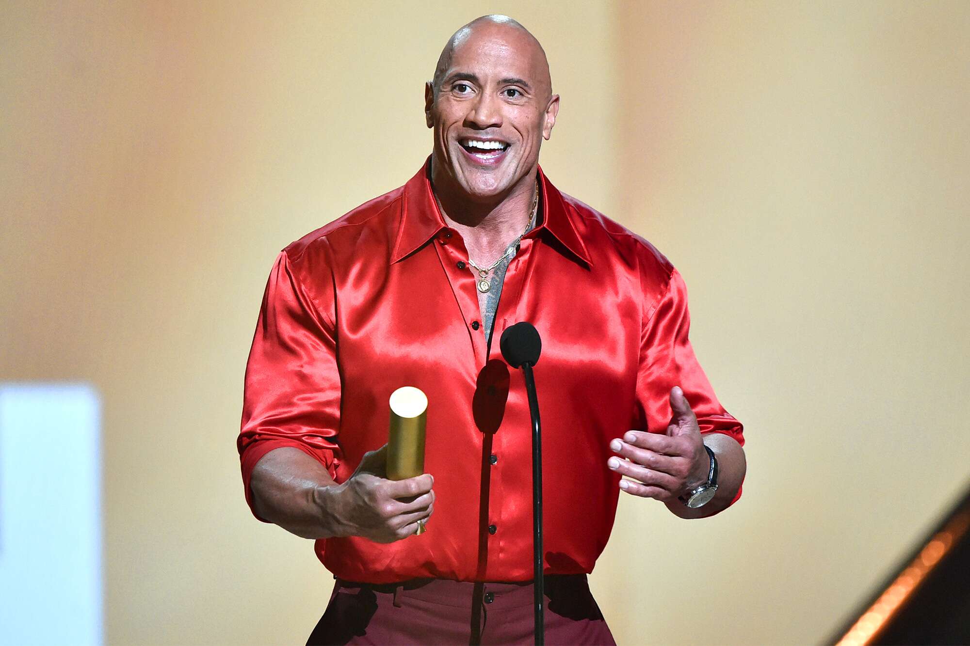 dwayne Johnson Gives His Peoples Champion Award To Makeawish Recipient  Peoplecom