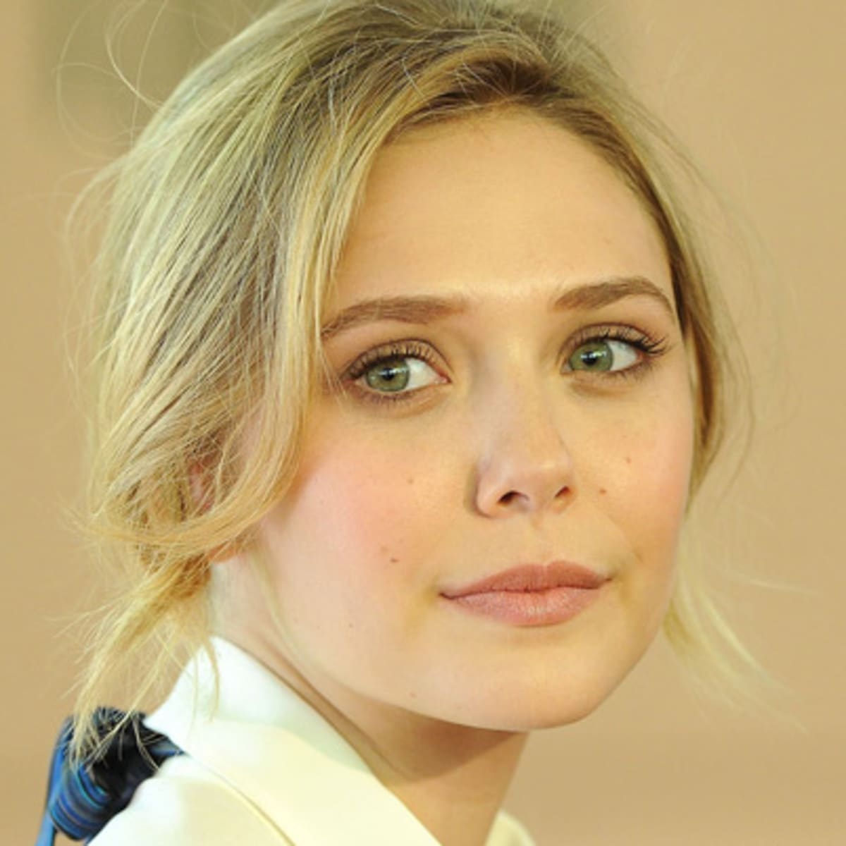 elizabeth Olsen Biography Biography