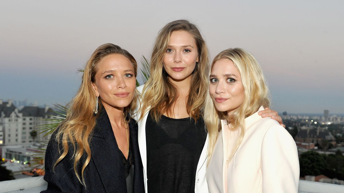 elizabeth Olsen Says She Was Spoiled By Sisters Marykate And Ashley Olsen  Cnn