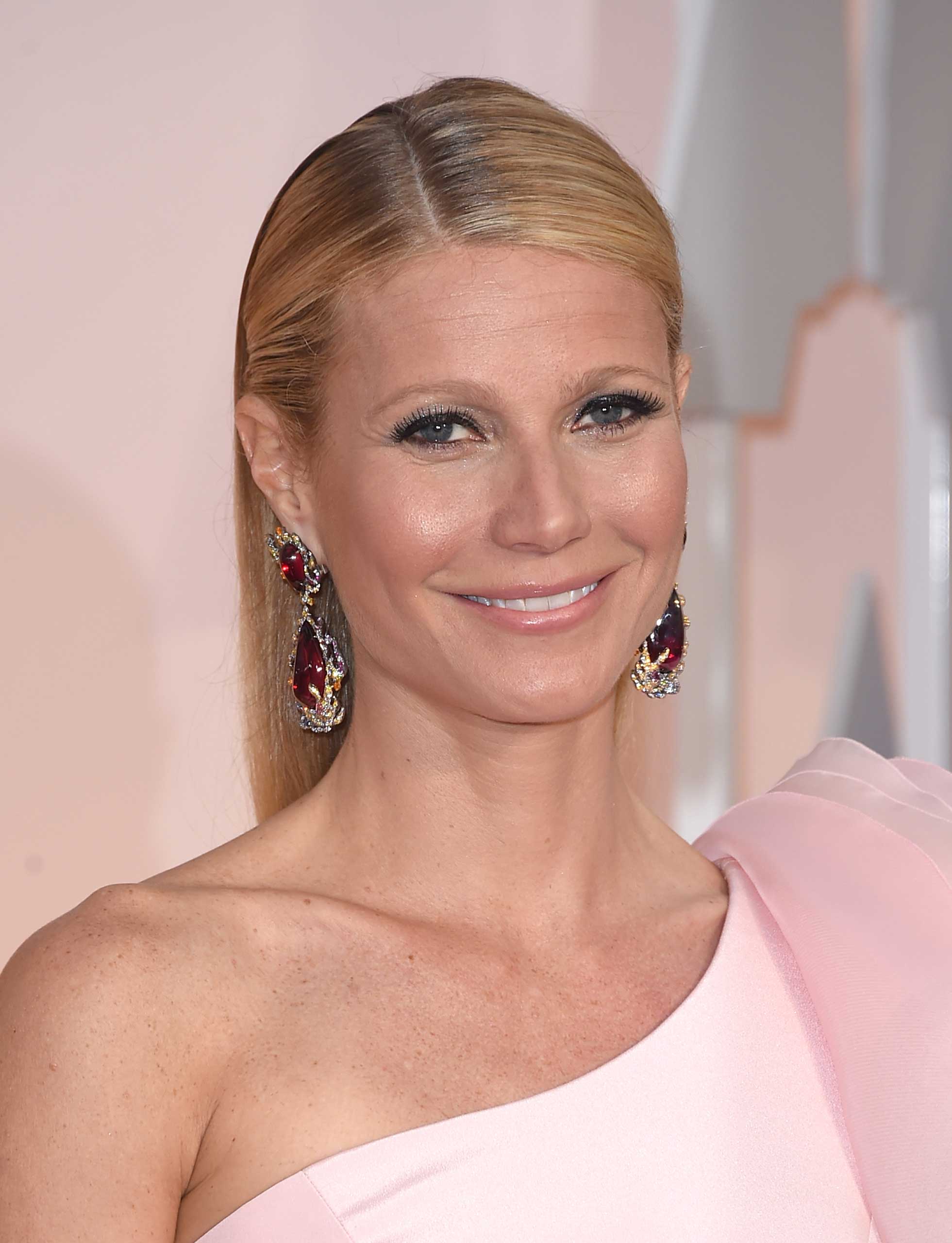 sorry Gwyneth Paltrow Poverty Tourism Is Gross Time