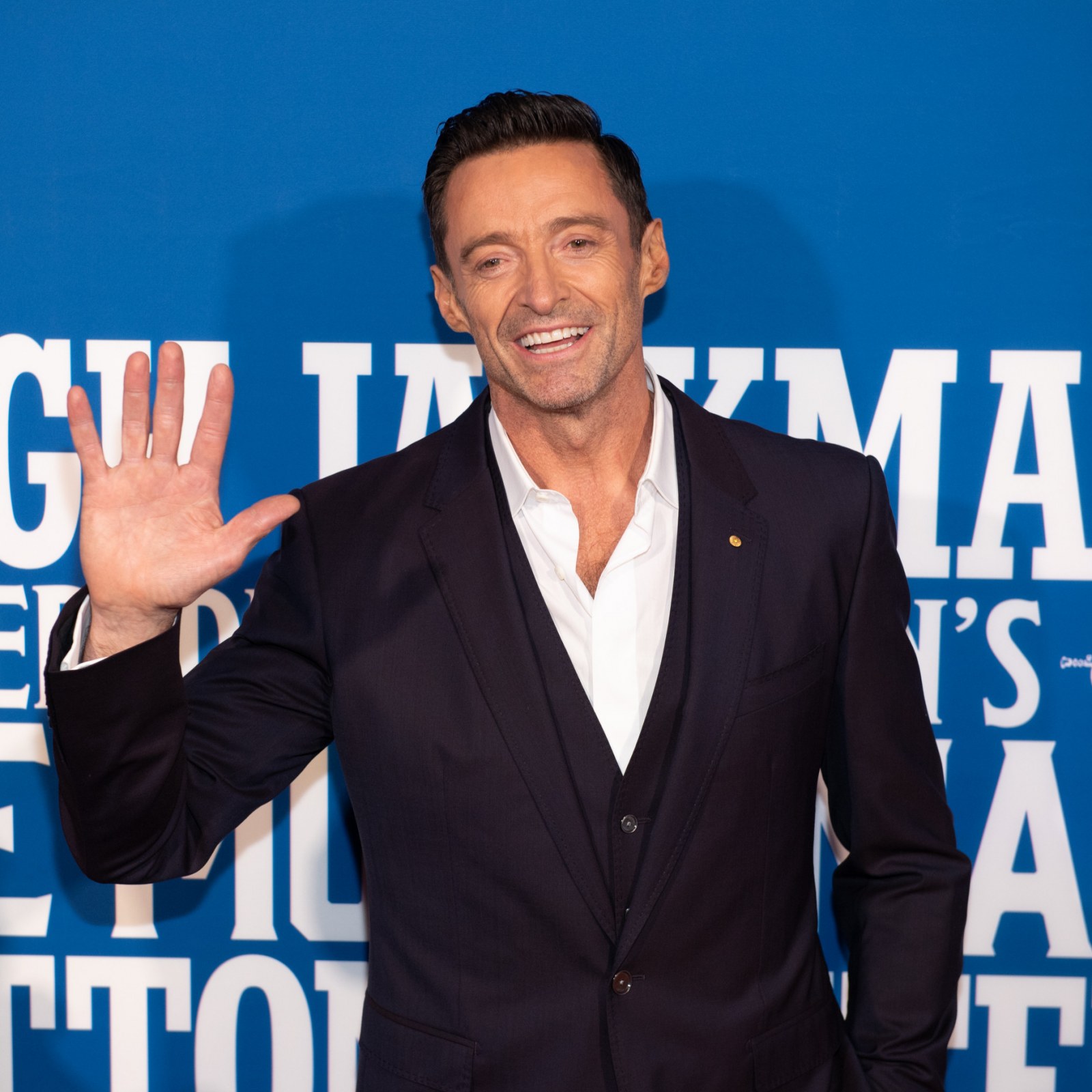 hugh Jackman Transforms Into Wolverine For Fans At Broadway Show