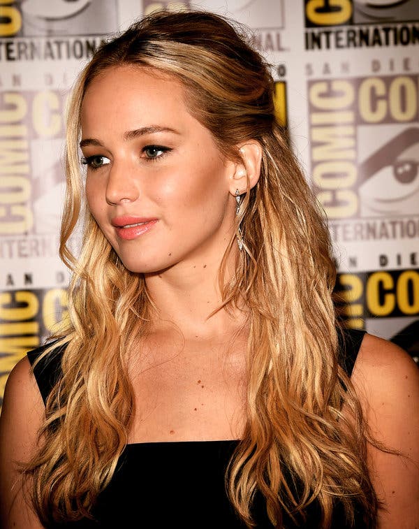 jennifer Lawrence Has No Appetite For Playing Fame Games The New York Times