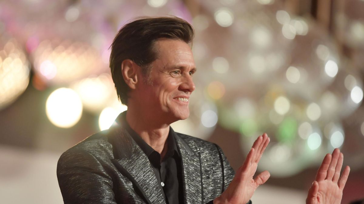 jim Carrey Is Taking A Break From Posting His Political Art Cnn